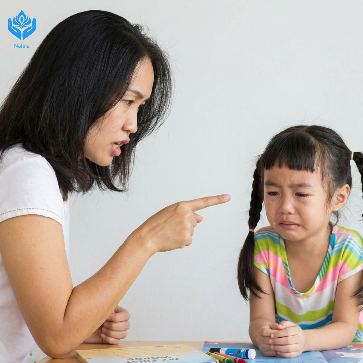 Phụ huynh ép con học, khiến con lúc nào cũng trong tâm lý lo sợ việc học
